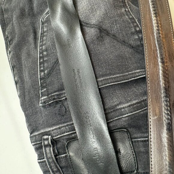 JOHN VARVATOS *MADE IN ENGLAND* Feather Buckle Belt in BLACK sz.38 - Picture 3 of 5